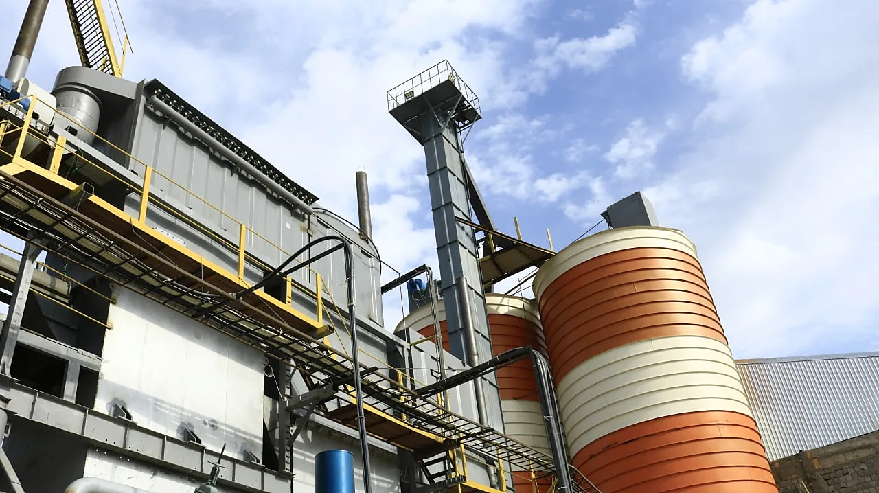 Eurogips zavodi: ishlab chiqarish liniyasi va silos